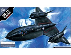 12448 SR-71 Blackbird 1:72