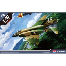 12294 F-4C «Вьетнамская война» 1:48
