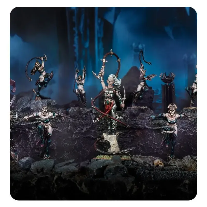 Набір мініатюр AGE OF SIGMAR: DAUGHTERS OF KHAINE - THE CRIMSON LASH