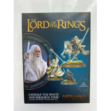 Набор миниатюр MIDDLE-EARTH SBG: Гэндальф Белый и Перегрин Тук